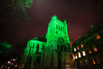 cathedrale-illuminee-ville-geneve